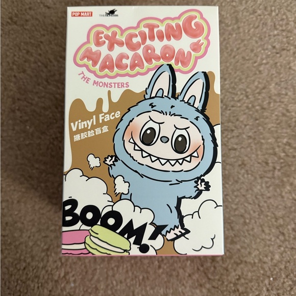 Pop Mart Exciting Macaron Labubu - Lychee Berry - Picture 2 of 5
